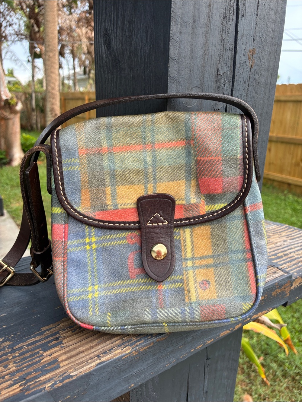 Authentic Y2K Dooney & Bourke Mini Crossbody